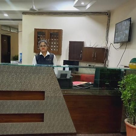 The Richi Rich Hotel And Resort Indore Exterior photo